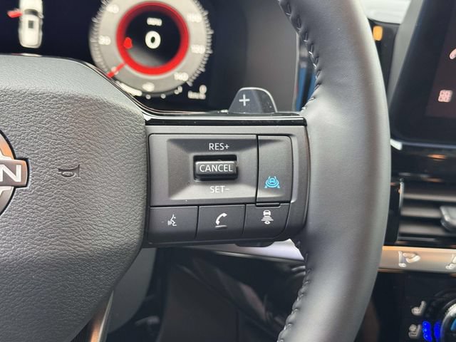 Used 2026 Nissan Pathfinder Platinum w/ Cargo Package AWD/4WD image 24