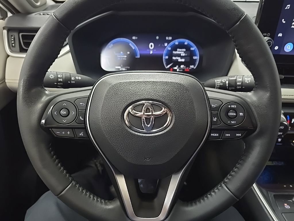 Used 2024 Toyota RAV4 Limited w/ Advanced Technology Package image 20
