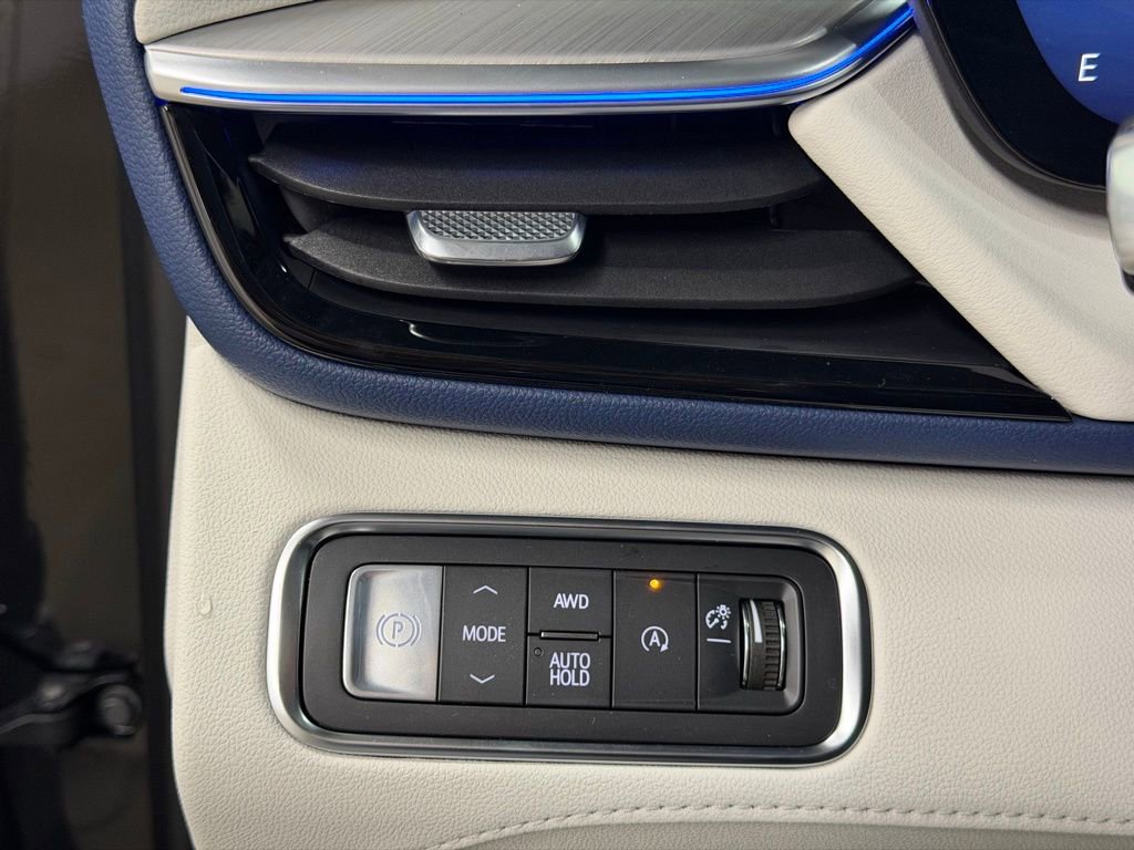 New 2026 Buick Enclave Avenir w/ Super Cruise Package image 18