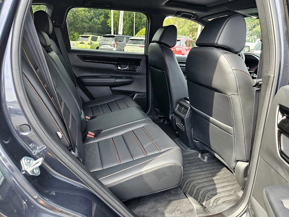 Used 2024 Honda CR-V Sport Touring image 17