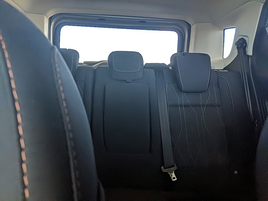 Used 2022 Ford EcoSport SE w/ SE Convenience Package image 27