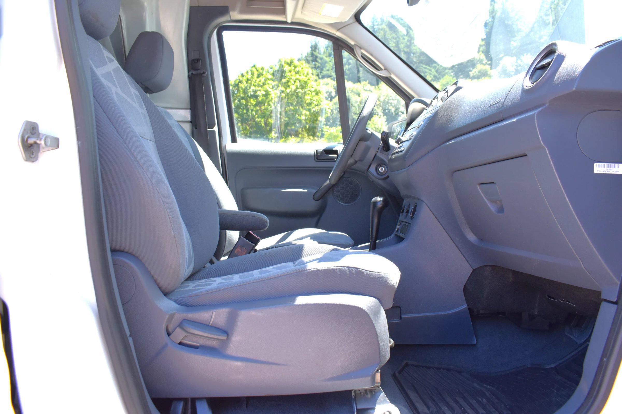 Used 2013 Ford Transit Connect XLT FWD image 16
