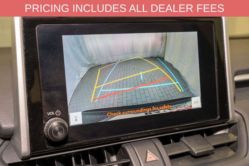 Used 2024 Toyota RAV4 XLE FWD image 13
