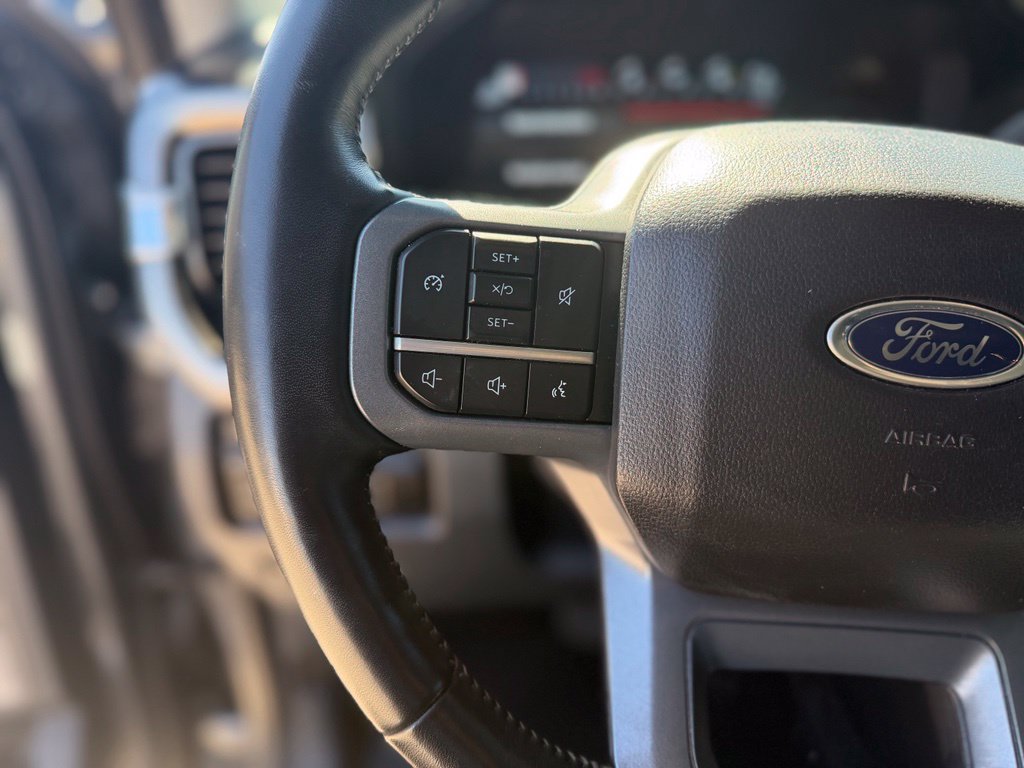 Used 2024 Ford F250 Lariat w/ Sport Appearance Package AWD/4WD image 26