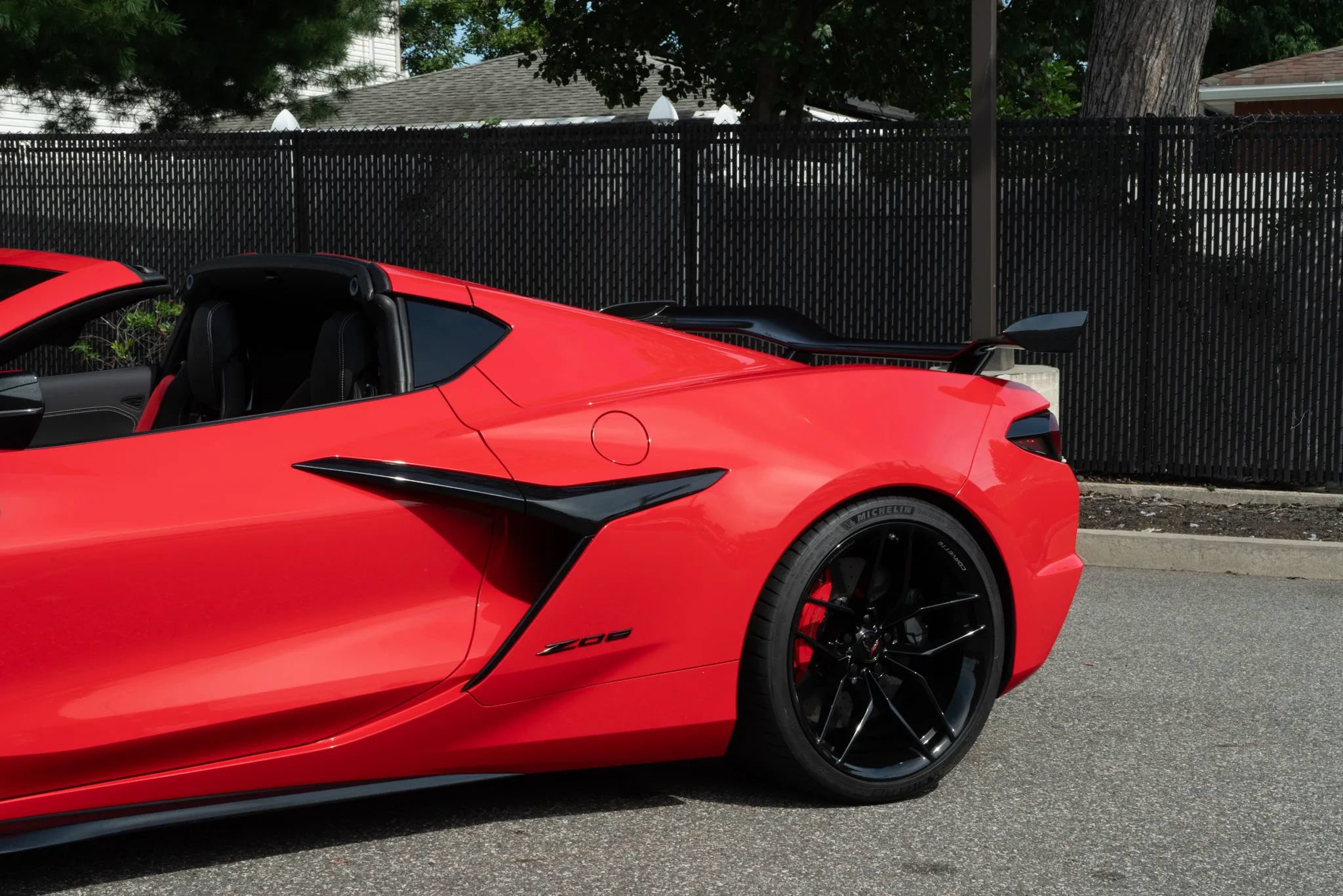 Used 2025 Chevrolet Corvette Z06 w/ Z07 Performance Package RWD image 65