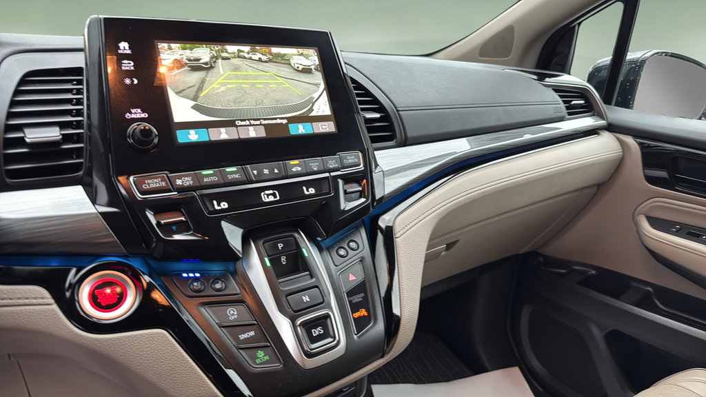 Used 2023 Honda Odyssey Elite image 35
