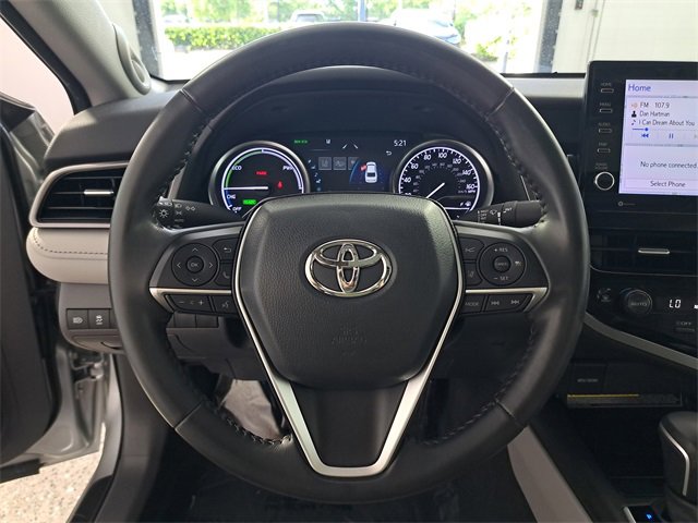 Used 2021 Toyota Camry XLE w/ Navigation Upgrade Package image 26