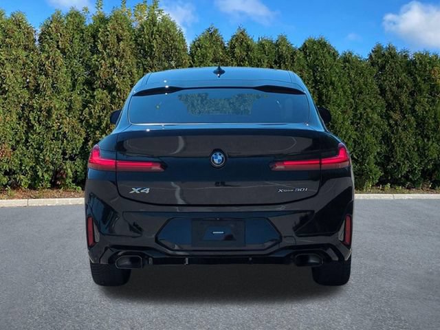 Used 2023 BMW X4 xDrive30i w/ M Sport Package AWD/4WD image 5