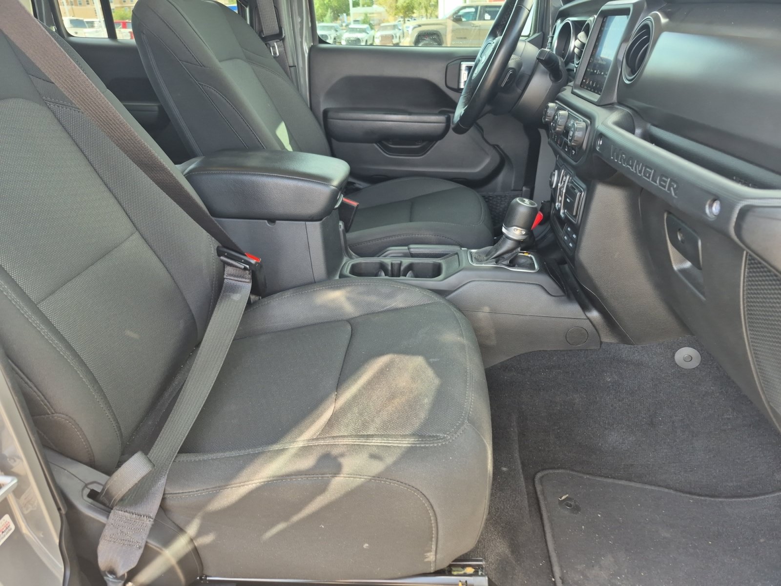 Used 2021 Jeep Wrangler Unlimited Sport AWD/4WD image 23