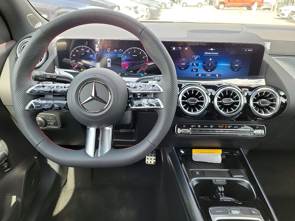 New 2025 Mercedes-Benz GLA 250 4MATIC image 14