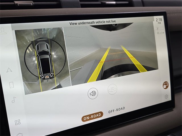 Used 2023 Land Rover Defender 130 SE image 23