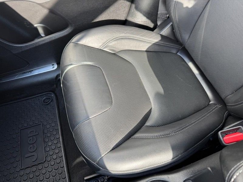 Used 2021 Jeep Cherokee High Altitude image 27