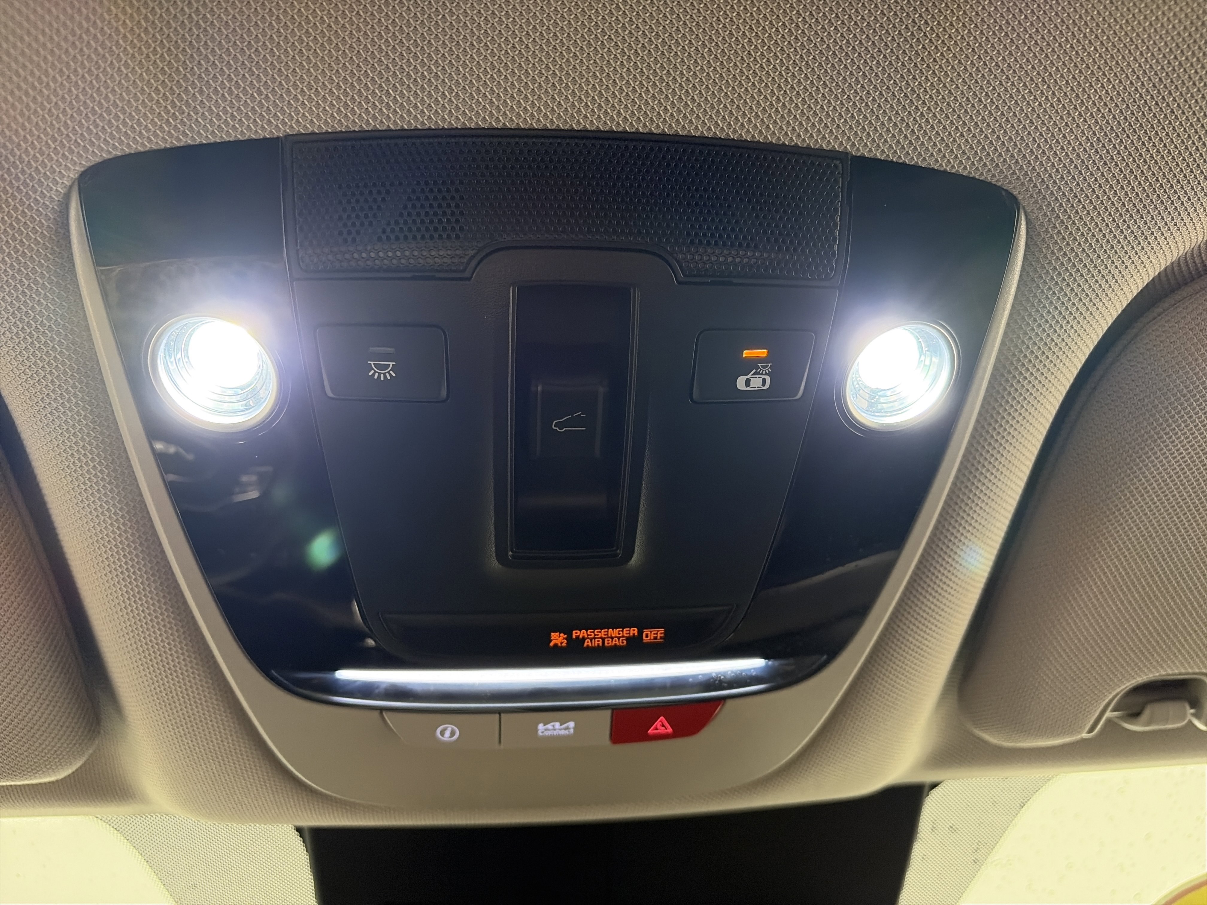 Used 2023 Kia Sorento SX Prestige image 35