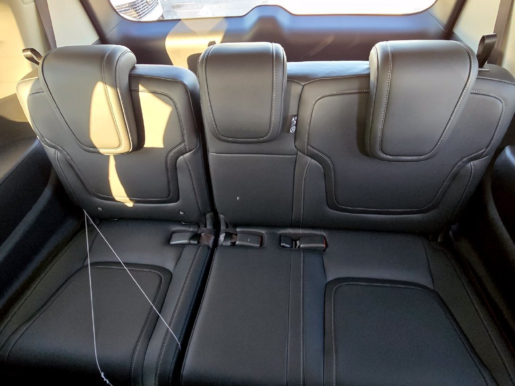 New 2026 Nissan Armada SV RWD image 12