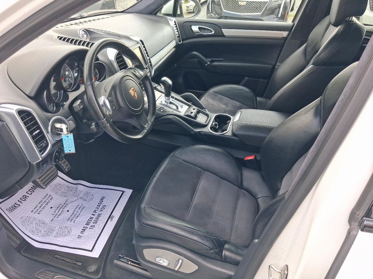 Used 2013 Porsche Cayenne GTS AWD/4WD image 12