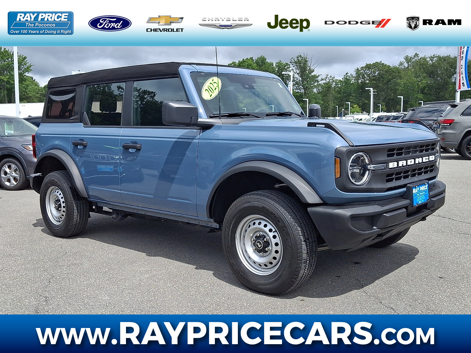 Certified 2025 Ford Bronco 4-Door AWD/4WD image 1