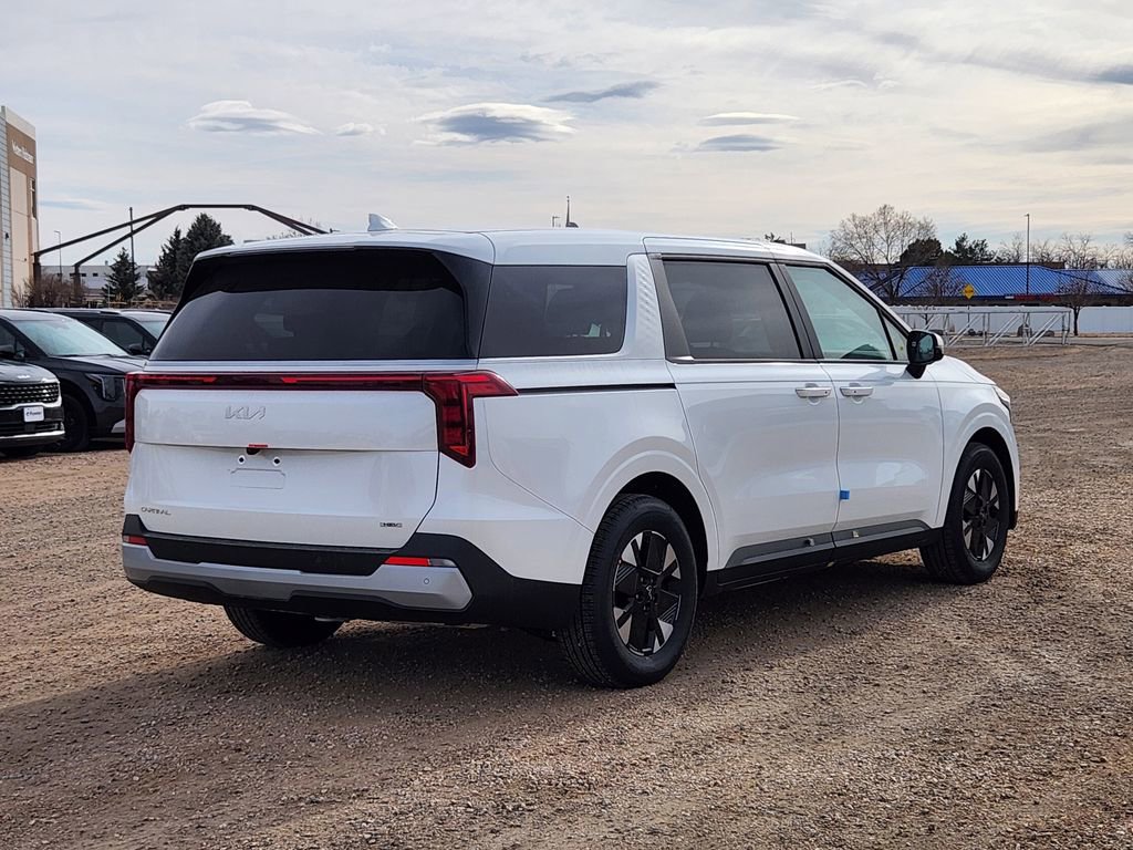 New 2026 Kia Carnival LXS image 3