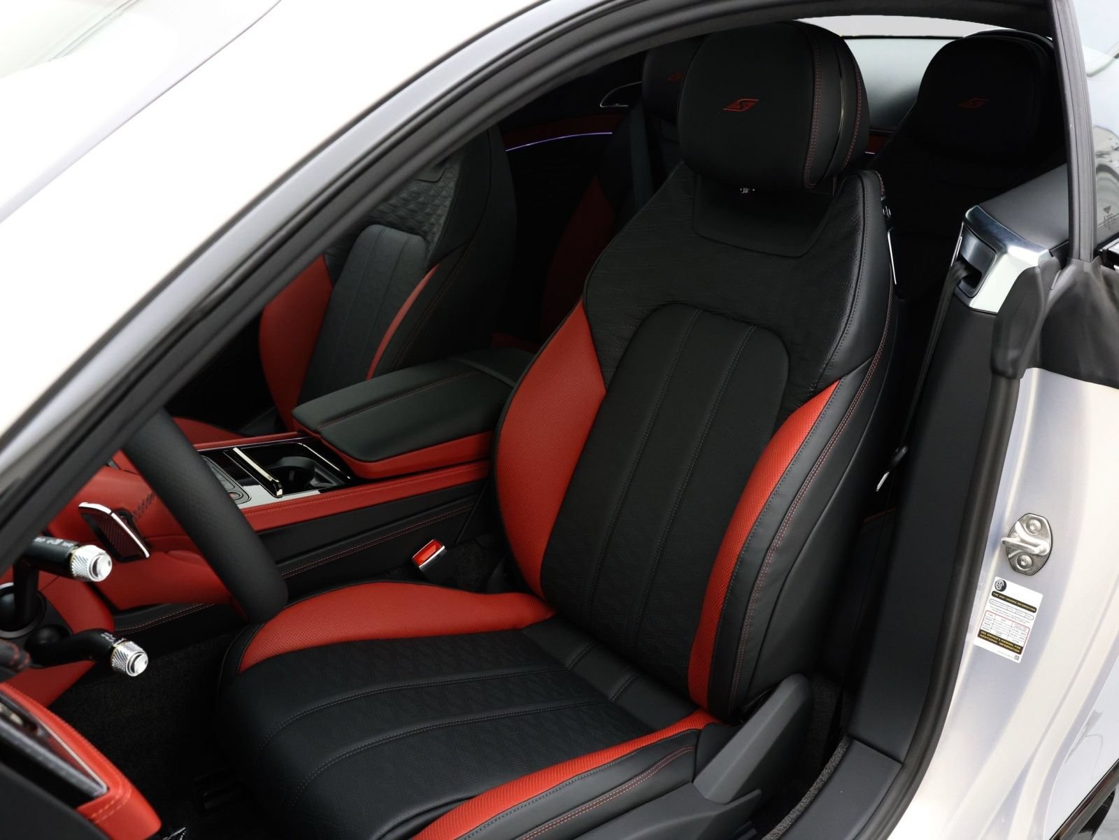 New 2026 Bentley Continental GT AWD/4WD image 28