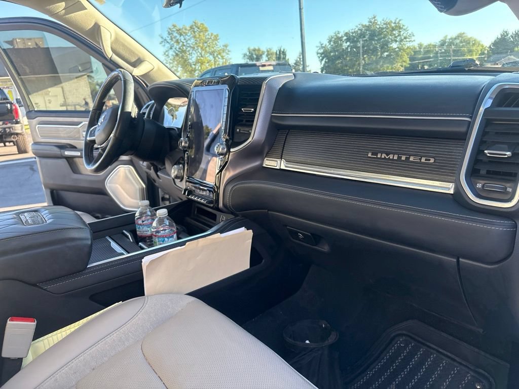 Used 2022 RAM 1500 Limited AWD/4WD image 13