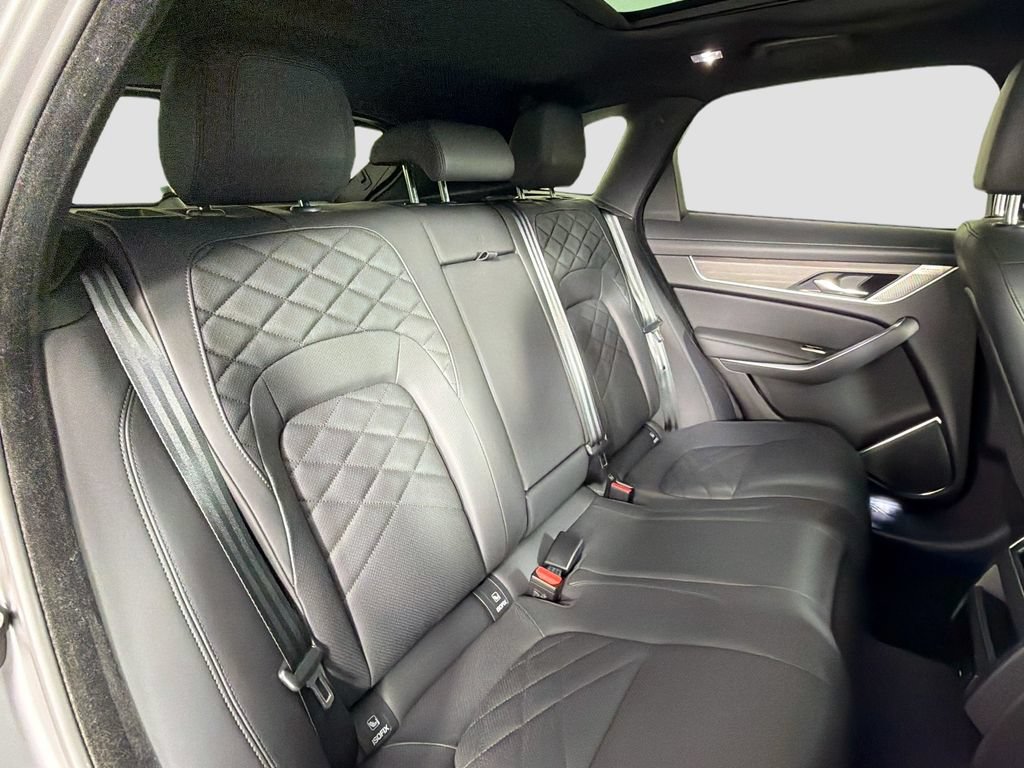 Used 2022 Jaguar F-PACE S AWD/4WD image 29