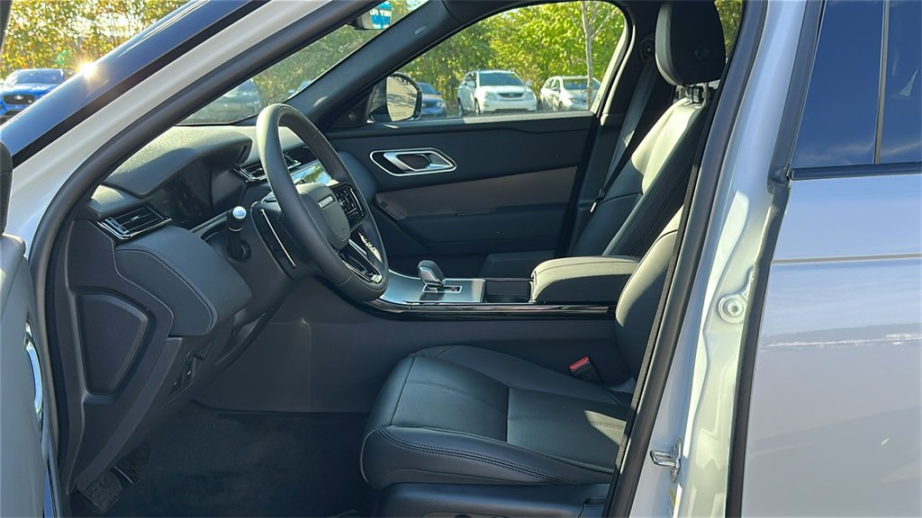 New 2026 Land Rover Range Rover Velar S image 10