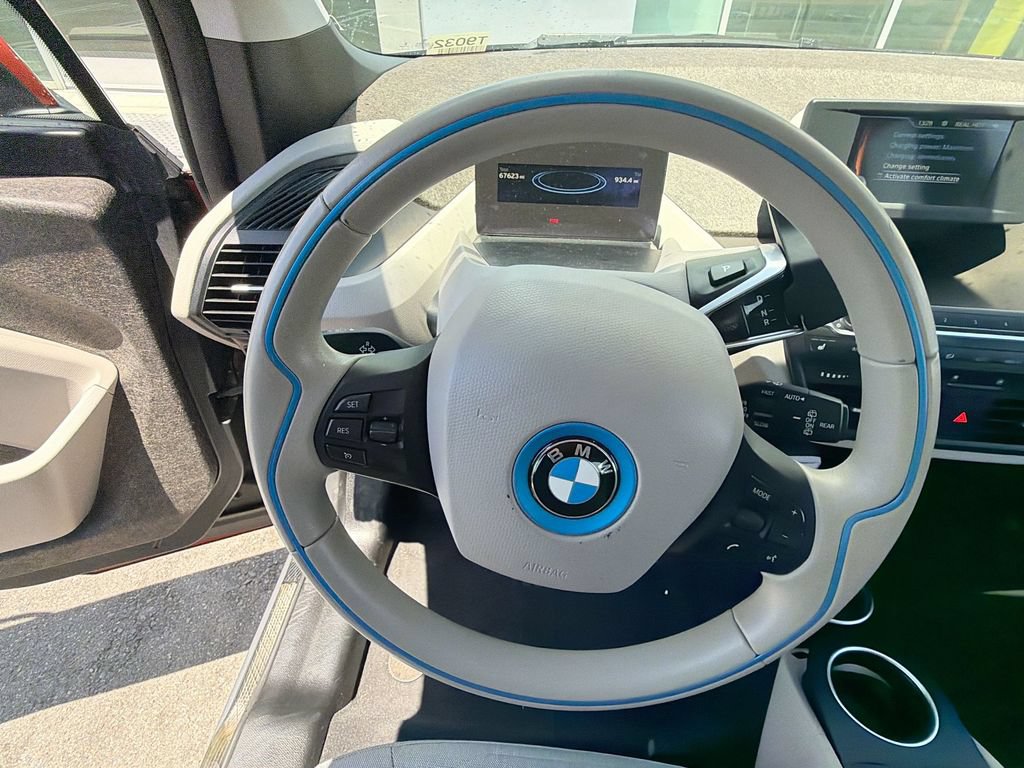 Used 2014 BMW i3 w/ Range Extender RWD image 11