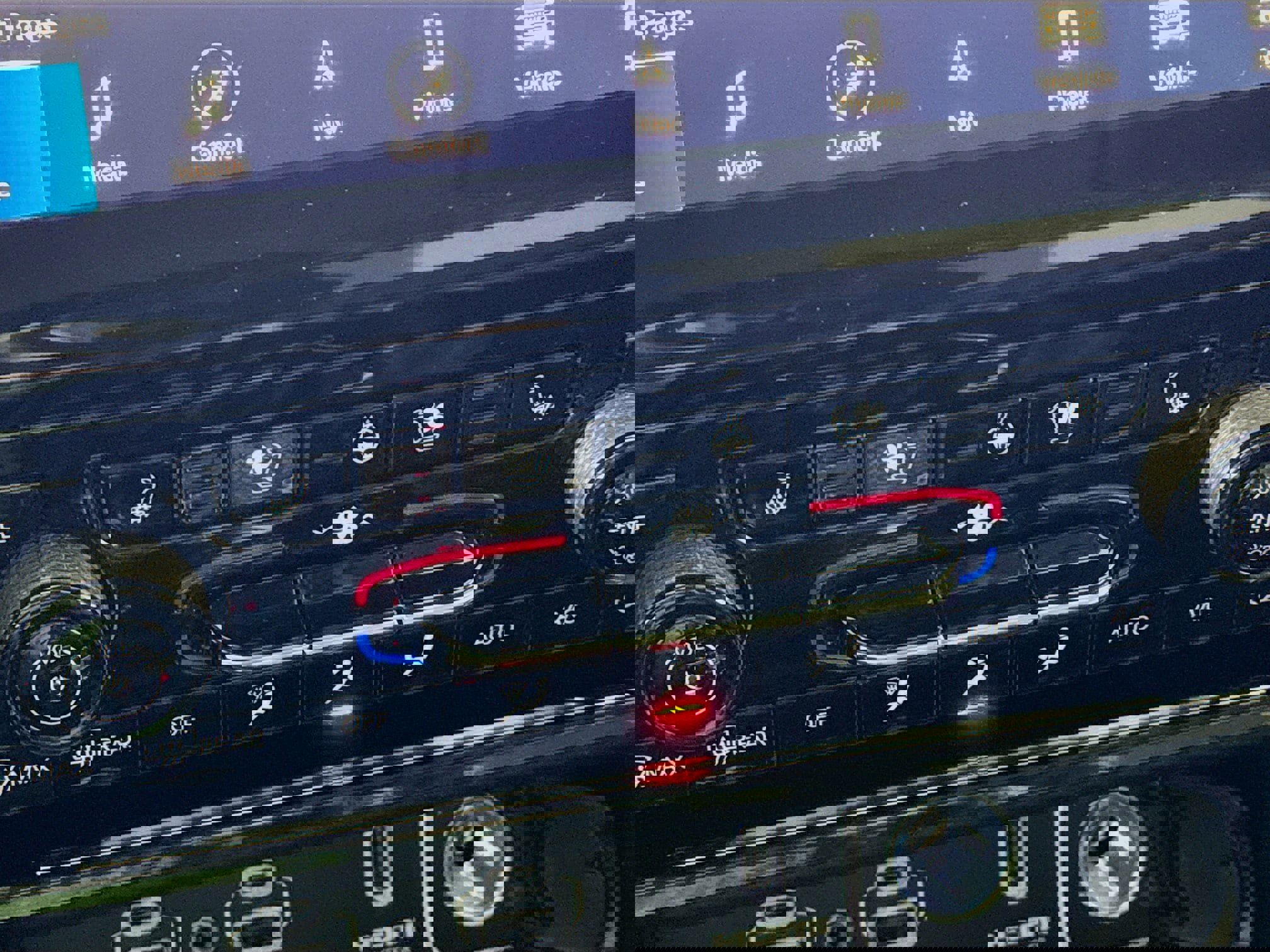 Used 2023 Jeep Grand Cherokee 30th Anniversary image 4