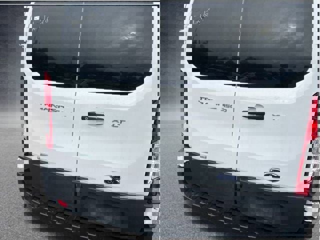 Used 2023 Ford Transit 350 XLT image 7