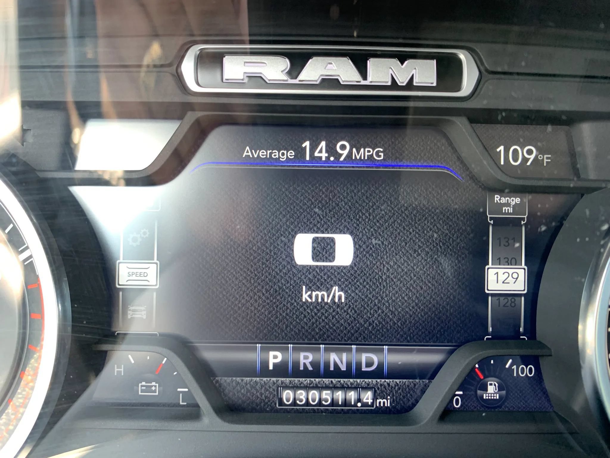 Used 2024 RAM 2500 Laramie AWD/4WD image 13