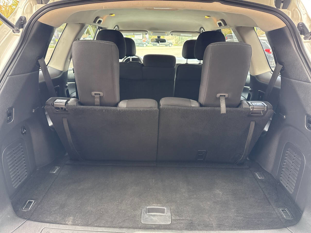 Used 2018 Nissan Pathfinder S image 19