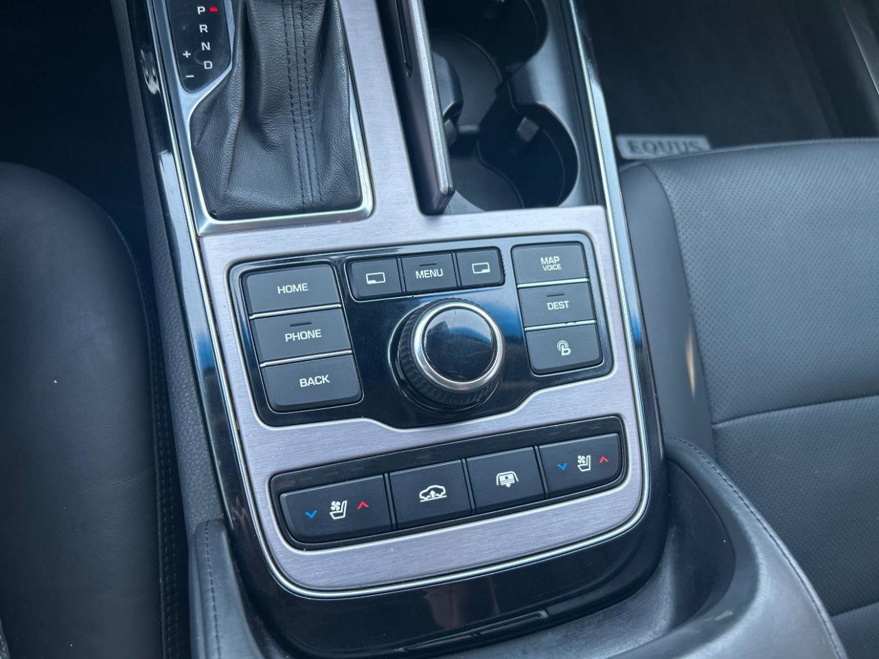 Used 2014 Hyundai Equus Signature image 15