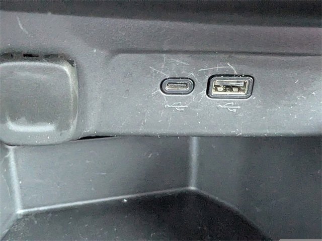 Certified 2025 Chevrolet Trax RS image 20