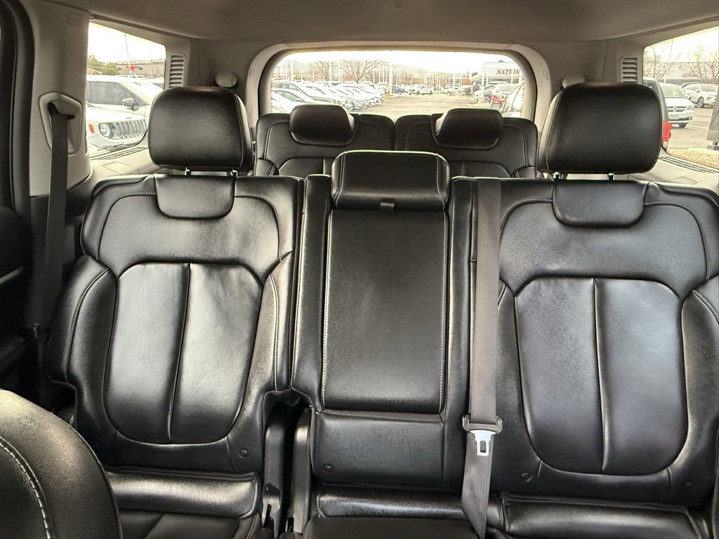 Used 2023 Jeep Grand Cherokee L Limited image 21