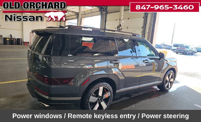 Used 2025 Hyundai Santa Fe Limited AWD/4WD image 5