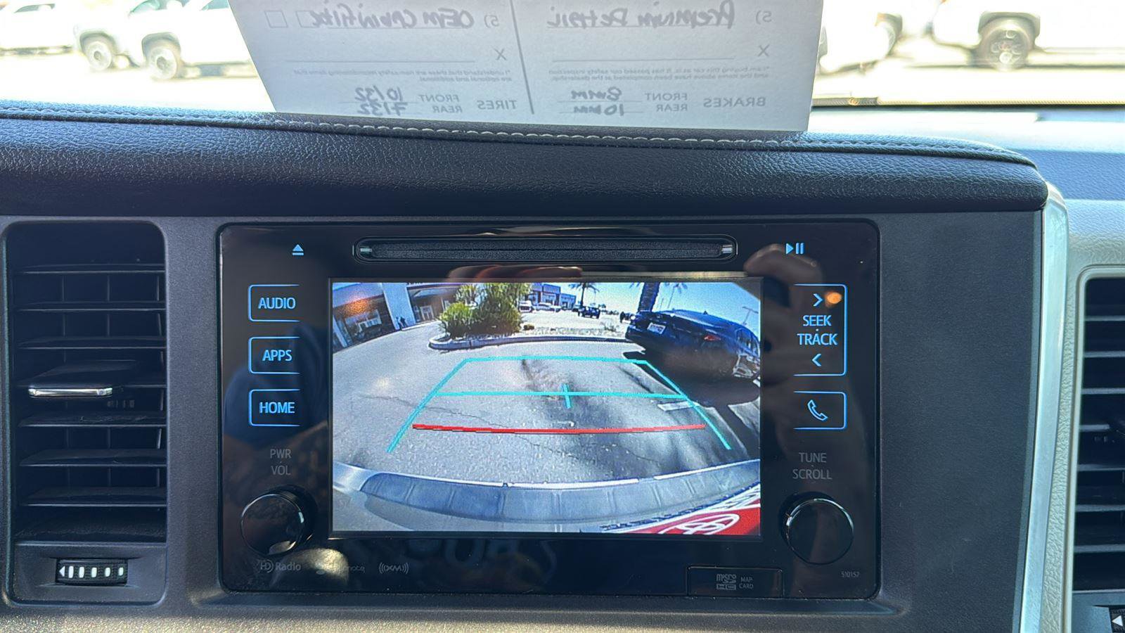 Used 2016 Toyota Sienna XLE w/ XLE Navigation Package image 20