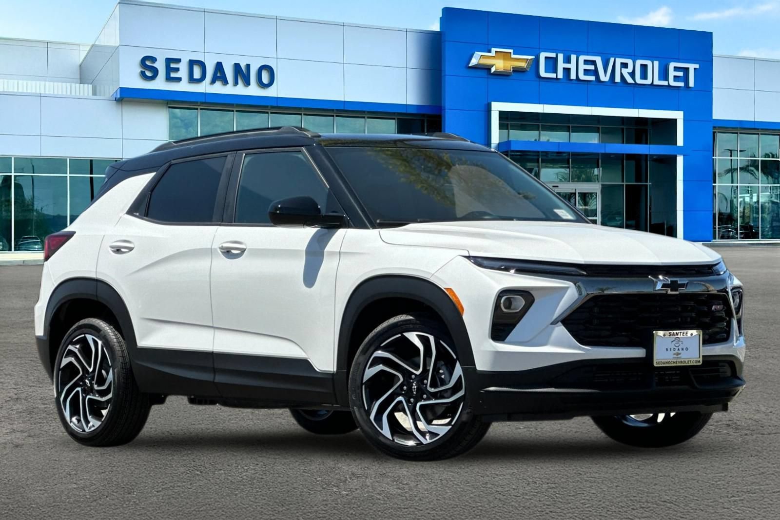 New 2026 Chevrolet TrailBlazer RS FWD image 2