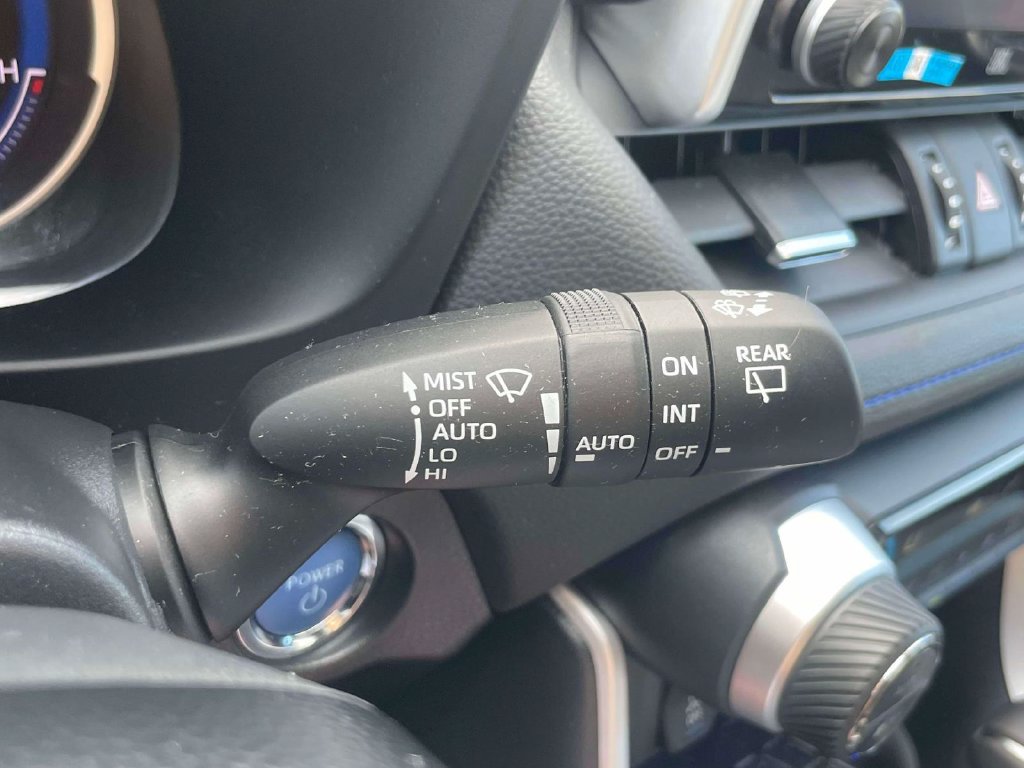 Used 2021 Toyota RAV4 XSE AWD/4WD image 25