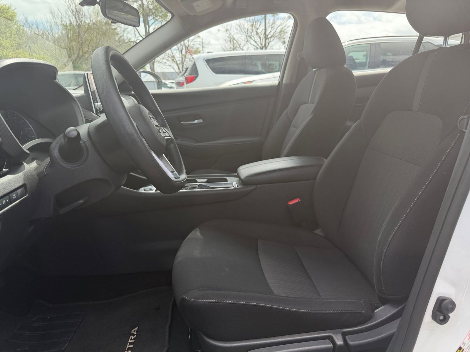 Used 2025 Nissan Sentra SV FWD image 24