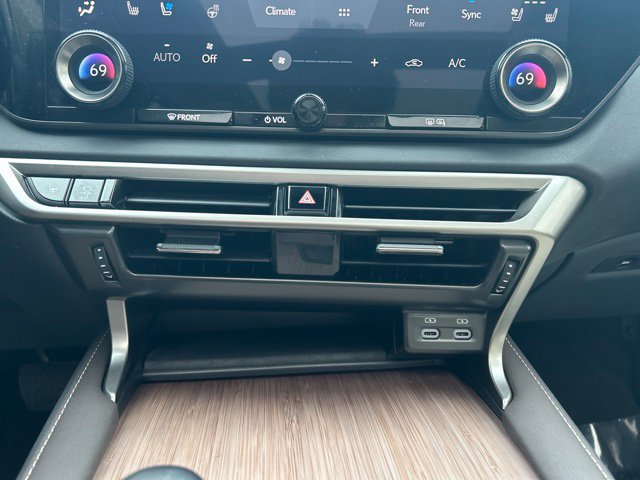 Used 2024 Lexus RX 350 AWD w/ Convenience Package image 25