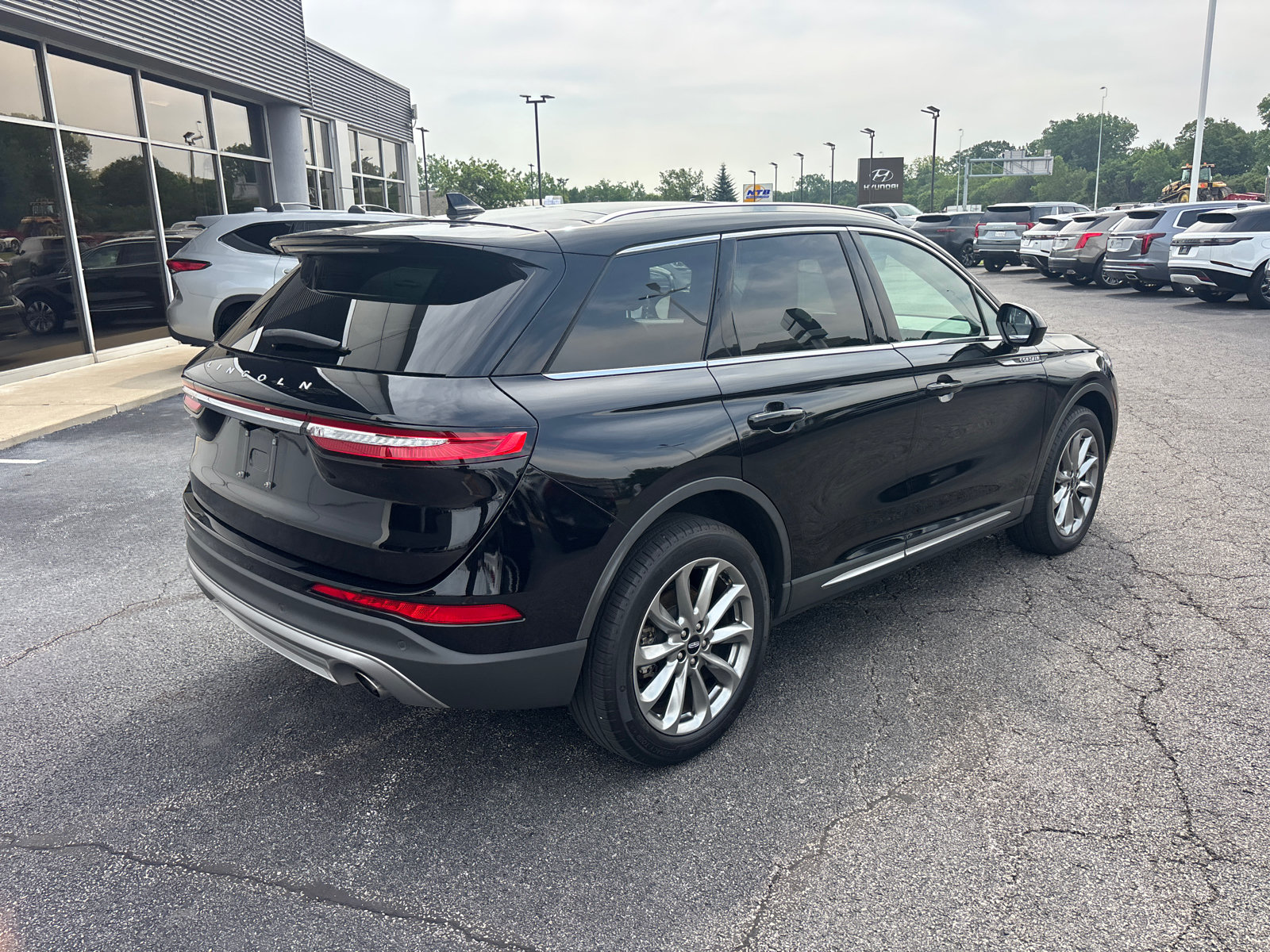 Certified 2022 Lincoln Corsair AWD w/ Premium Package image 7