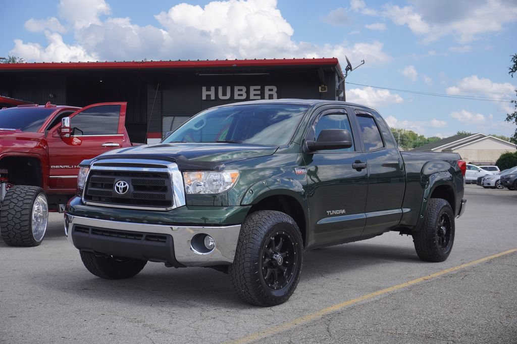 Used 2013 Toyota Tundra 4x4 Double Cab w/ Tow Pkg image 3