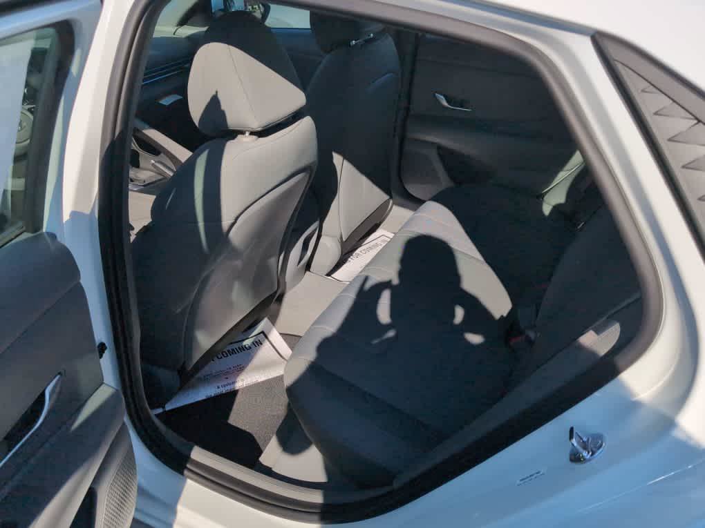 New 2026 Hyundai Elantra SE FWD image 20