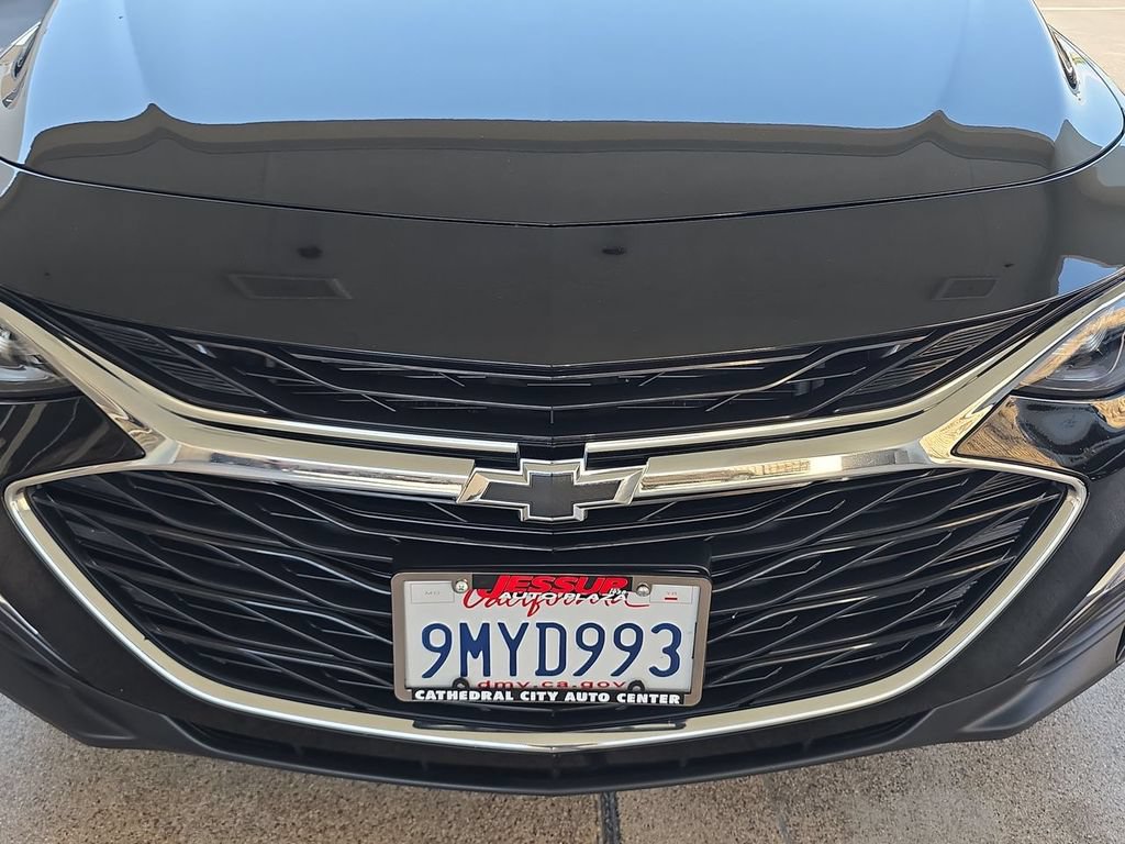 Used 2025 Chevrolet Malibu RS FWD image 32