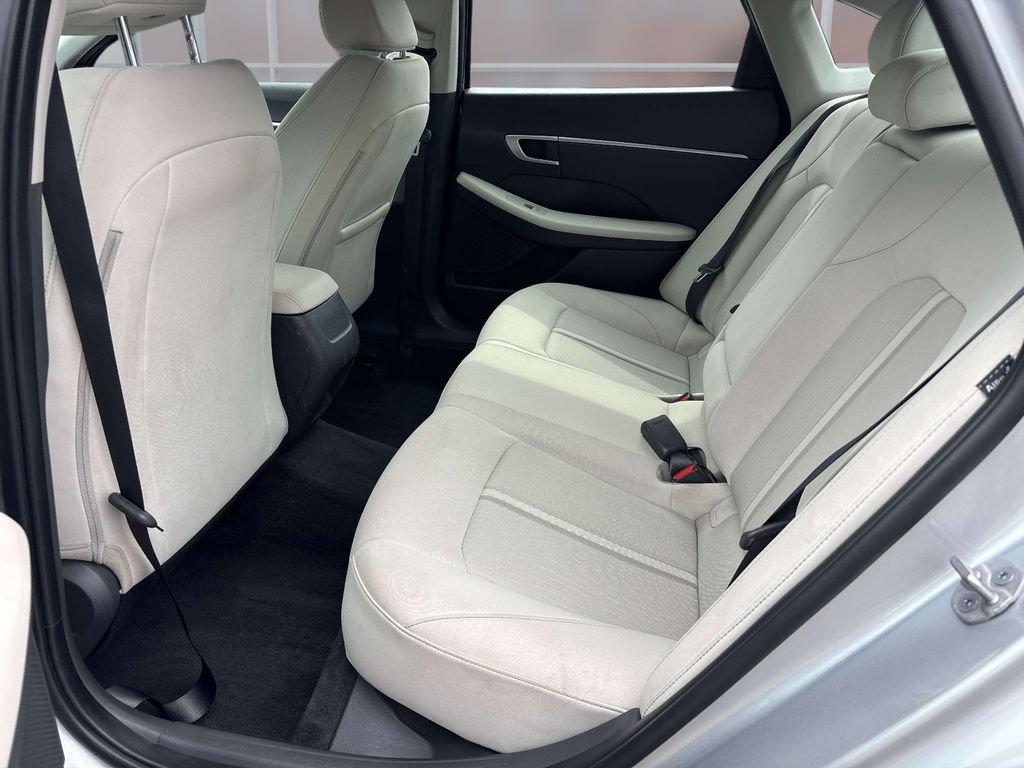 Used 2025 Hyundai Sonata SEL FWD image 13
