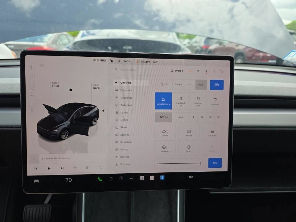 Used 2026 Tesla Model Y AWD image 13