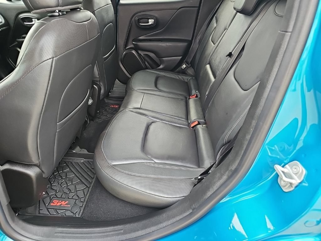 Certified 2020 Jeep Renegade Limited AWD/4WD image 17