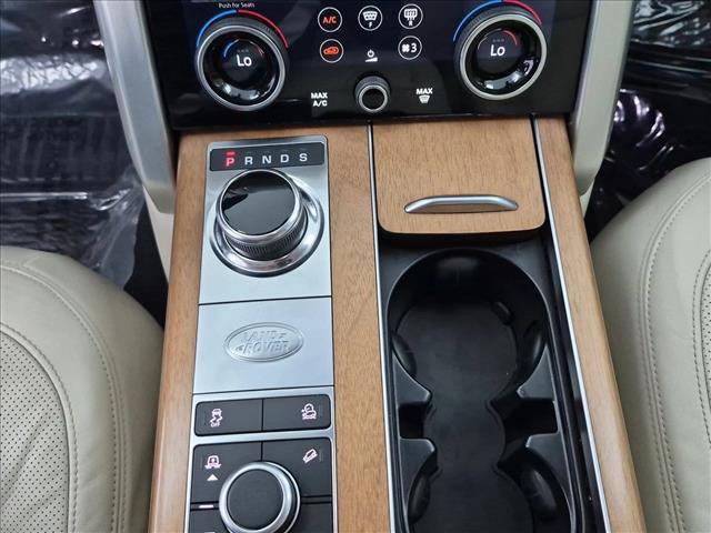 Used 2018 Land Rover Range Rover HSE AWD/4WD image 12