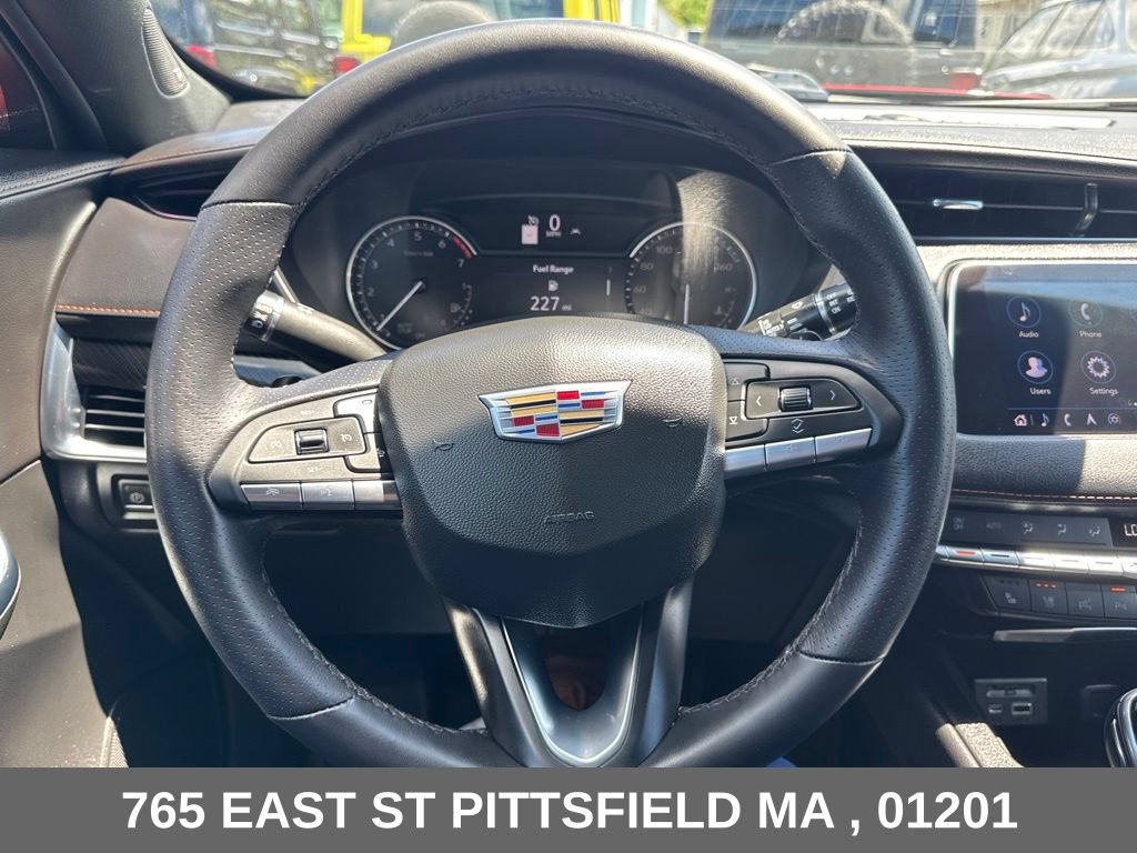 Used 2022 Cadillac XT4 Sport AWD/4WD image 30