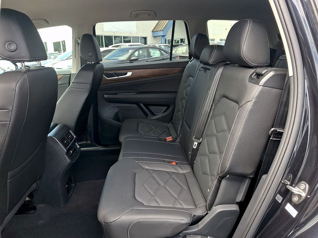 Used 2026 Volkswagen Atlas SE AWD/4WD image 10