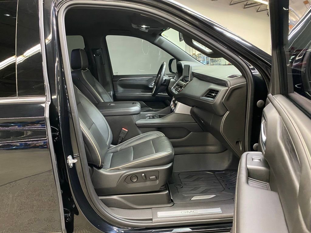 Used 2021 GMC Yukon SLT image 14